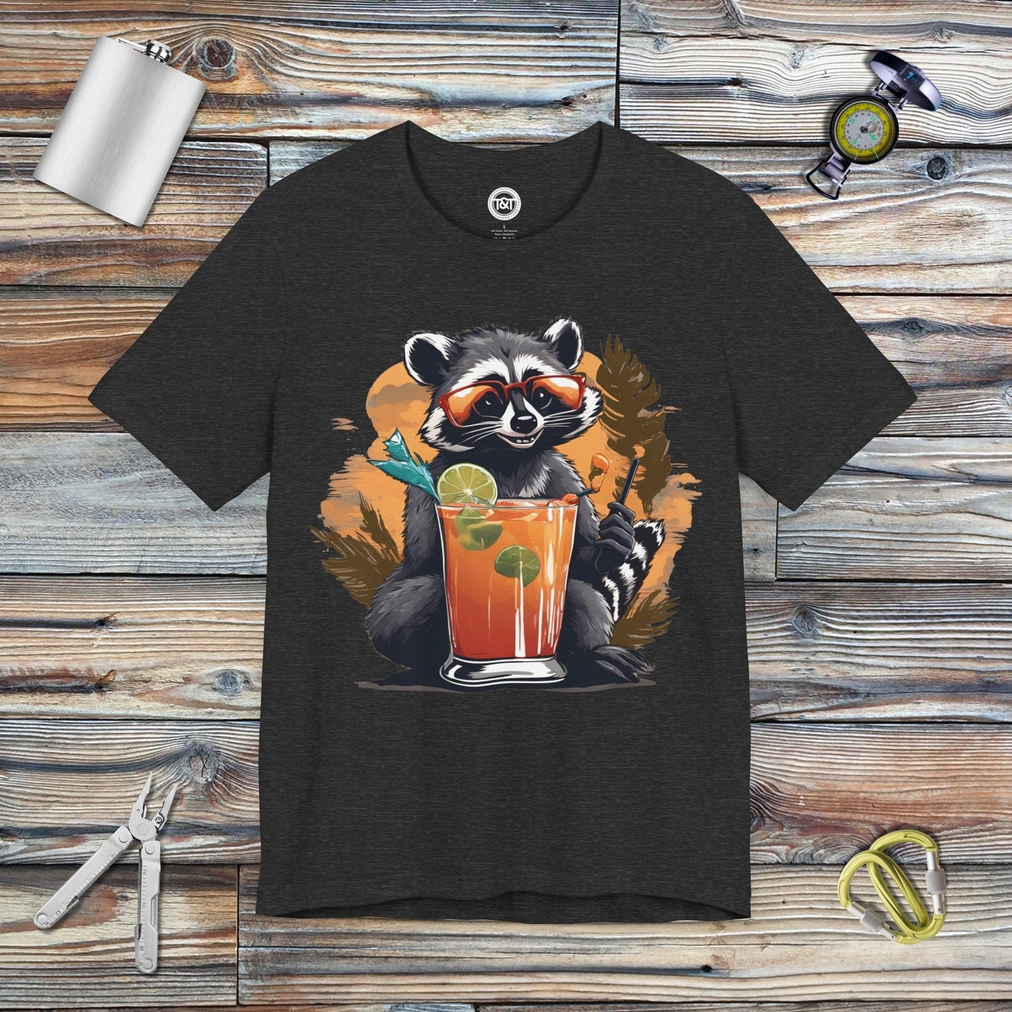 Tavern and Trail T-Shirt Racoon Highball T-Shirt Dark Grey Heather / S