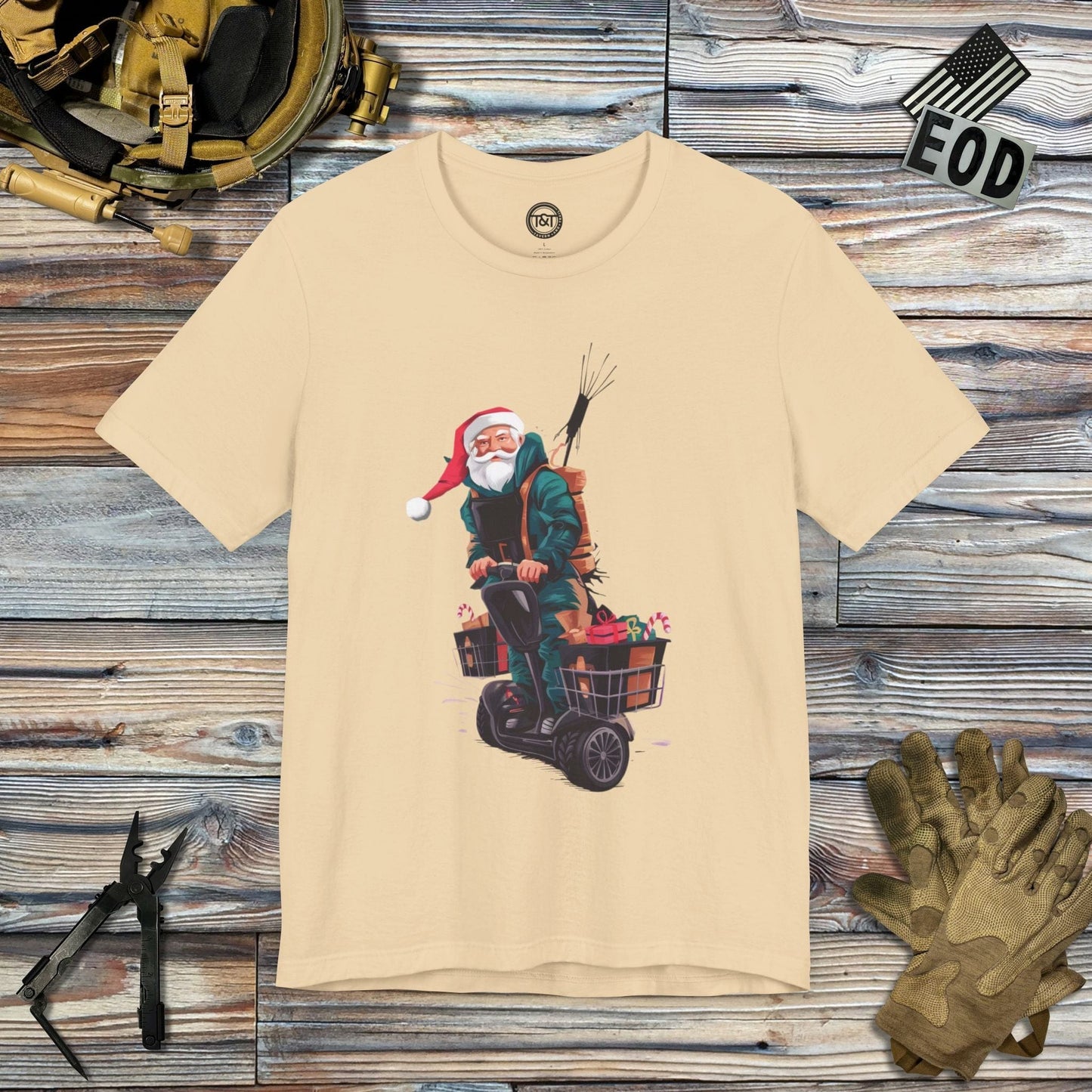 Tavern and Trail T-Shirt Downrange Santa T-Shirt Soft Cream / S